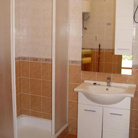 Apartmani Jovic 2 Mali Losinj Exterior photo