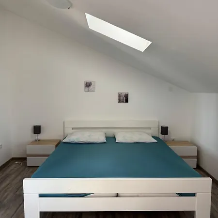 Apartmani Jovic 2 Mali Losinj Exterior photo