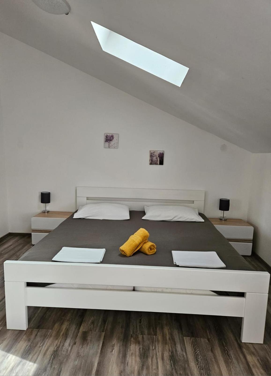 Jovic 2 Mali Lošinj